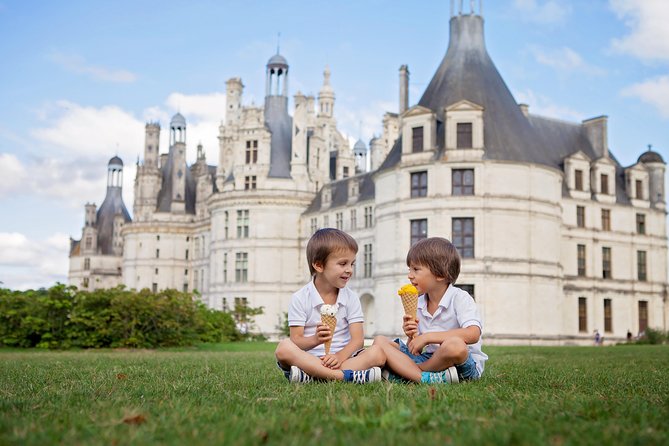 Loire Valley Castles Trip with Chenonceau and Chambord from Paris - Key Points You’ll Feel on Day One