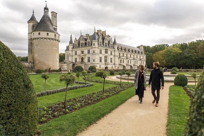 Loire Valley Castles Trip with Chenonceau and Chambord from Paris - Château de Chambord: The World-Famous Blockbuster, With a Timed Plan