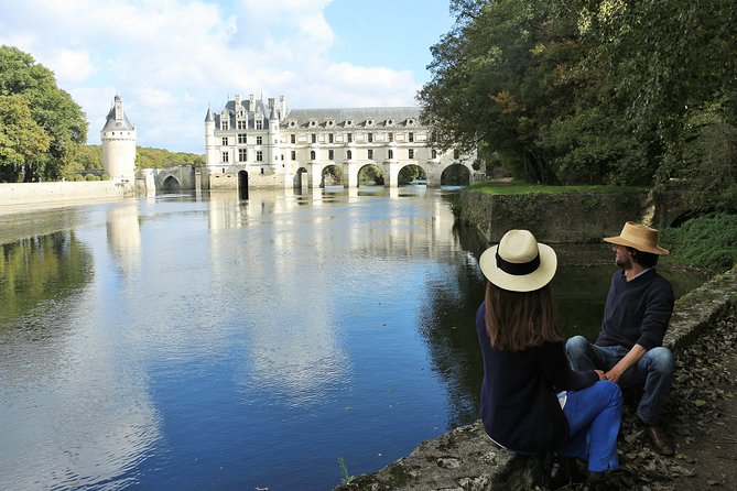 Loire Valley Day Tour Chambord and Chenonceau plus Lunch at a Private Castle - Transportation, Timing, and What Your Shoes Should Expect