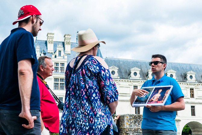 Loire Valley Wine and Castles Small-Group Day Trip from Paris - Chenonceau: The Ladies Chateau Built Over the River