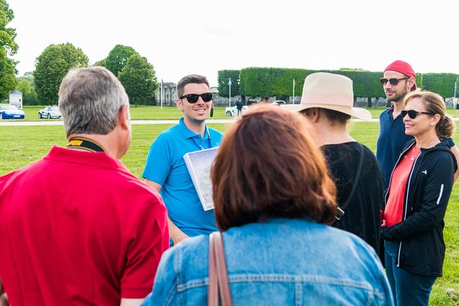 Loire Valley Wine and Castles Small-Group Day Trip from Paris - Amboise Château: Hilltop Views and Ramparts for Photos