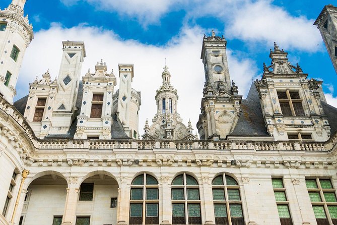 Loire Valley Wine and Castles Small-Group Day Trip from Paris - Chapel of Saint-Hubert and the Leonardo da Vinci Connection