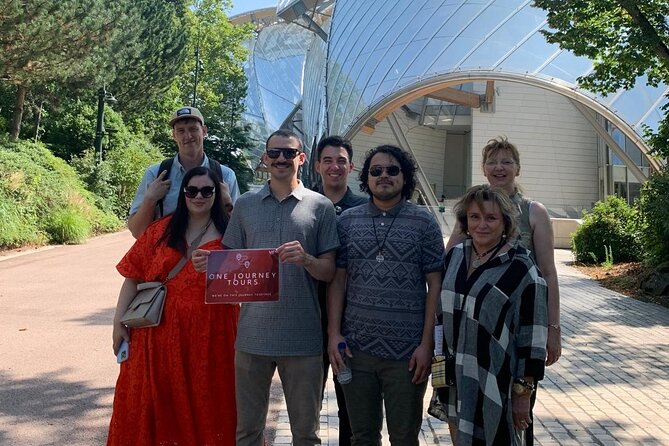 Louis Vuitton Foundation Exterior Walking Tour and Premium Entry - Frank Gehry and the parklands: how the tour frames the building