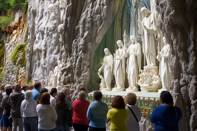 Lourdes, Guided Walking Tour in the Sanctuary - The 2-hour walk through Lourdes, what you’re actually doing