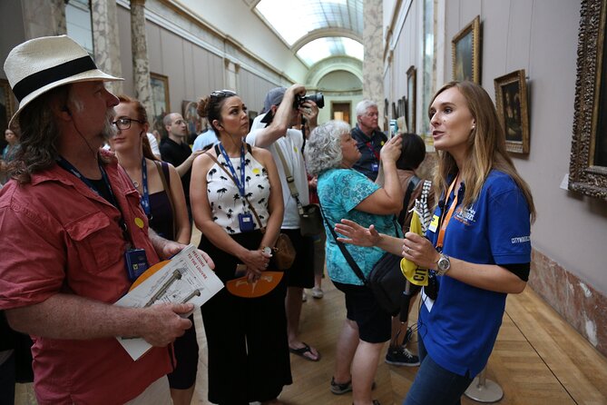 Louvre Masterpieces Express Guided Tour & French Wine Tasting - Security checks and the fixed schedule reality