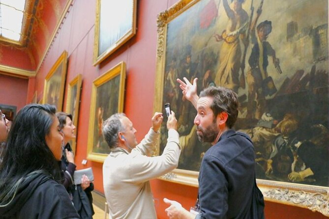 Louvre Museum Access Guided Tour with Mona Lisa - Stop 1: Mona Lisa, Venus de Milo, and the art that anchors the Louvre