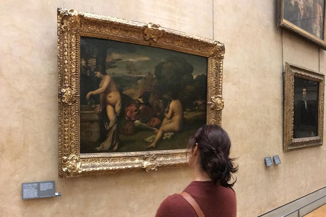 Louvre Museum Masterpieces Guided Tour - Small-group touring: why max 6 feels different