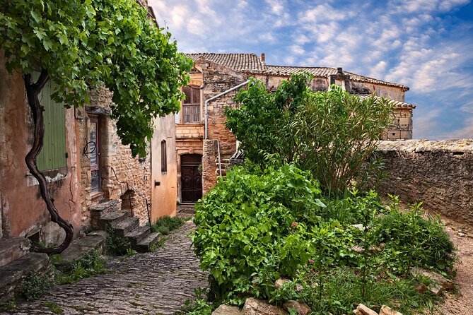 Luberon Small-Group Day Trip from Avignon - Roussillon’s Ochre Streets and the Optional Ochre Trail