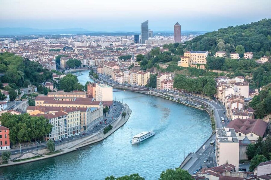 Lyon 2.5-Hour Lunch Cruise - Timing and meeting point: don’t let it stress you out