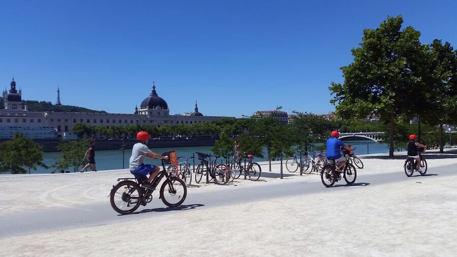 Lyon: 2-Hour Electric Bike Tour with a Local Guide - The full route in 2 hours, and what it feels like from the saddle