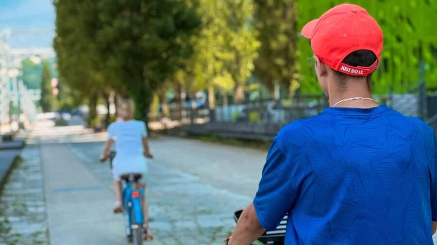 Lyon: Guided City Bike Tour - Terreaux Square to Vieux Lyon: Getting Your Bearings Fast