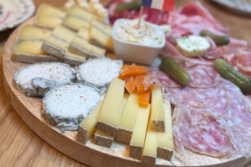 Lyon: Guided Food Tour with Tastings - Walking Through Lyon Districts: Views, Traboules, and Neighborhood Stories