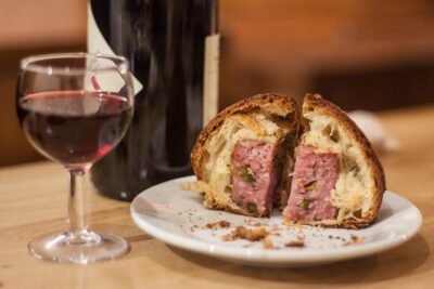 Lyon Old Town Food Tour with 6 French Delicacies & Fine Wine