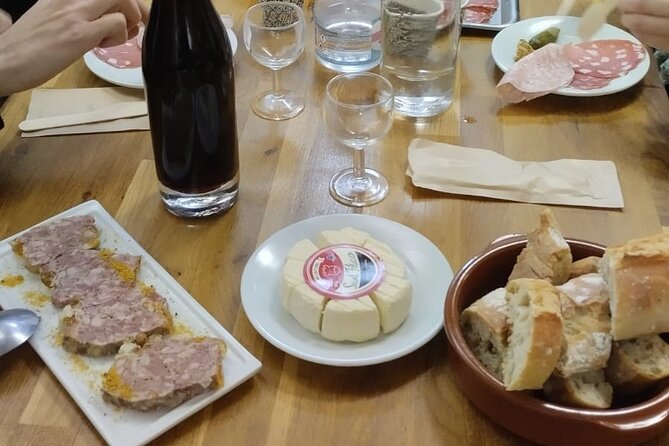 Lyon Sunset Food Tour – A Full Taste of France by Do Eat Better - Rue Saint-Jean: praluline pie in a historical boulangerie