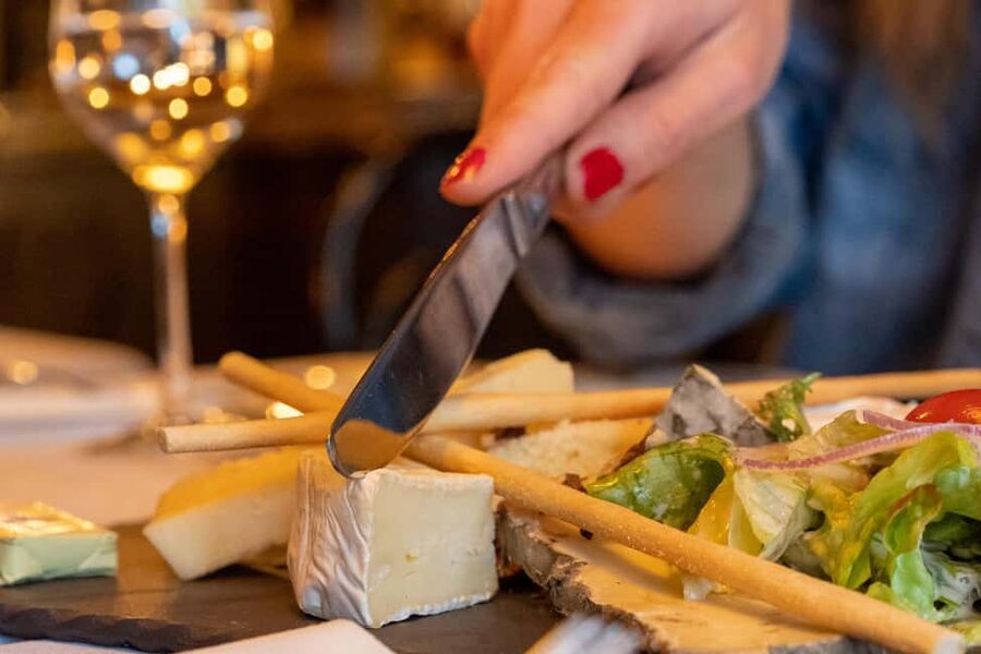 Lyon Sunset Food Tour: Full Meal of Lyon’s Best Bites - Praluline and the sweet cue you will taste early or late