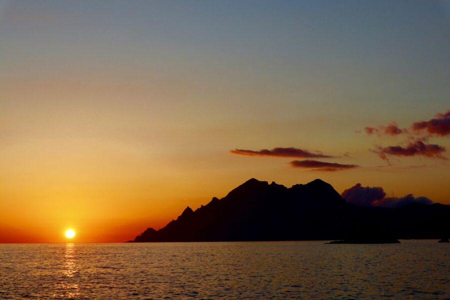 Magic Sanguinaires Sunset from Ajaccio/Porticcio – Aperitif - Price and value: is $58 per person worth it?