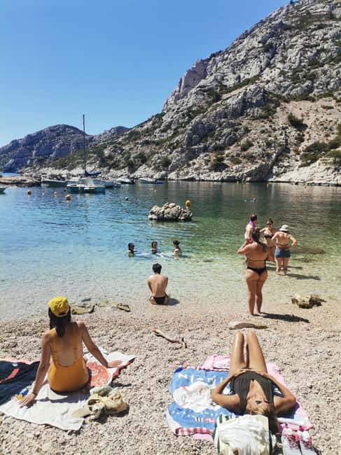 Marseille: Calanques National Park Guided Hike with Picnic - The Descent and Climb: A Real 200m Elevation Workout