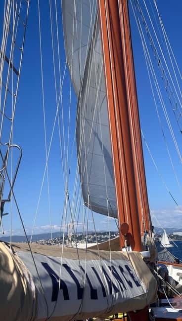 Marseille: Calanques Sailing Cruise with Lunch and Wine - Key highlights you should care about