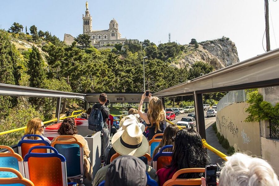 Marseille: City Sightseeing Hop-On Hop-Off Bus Tour - Corniche Kennedy Sea Stroll and Photo Views