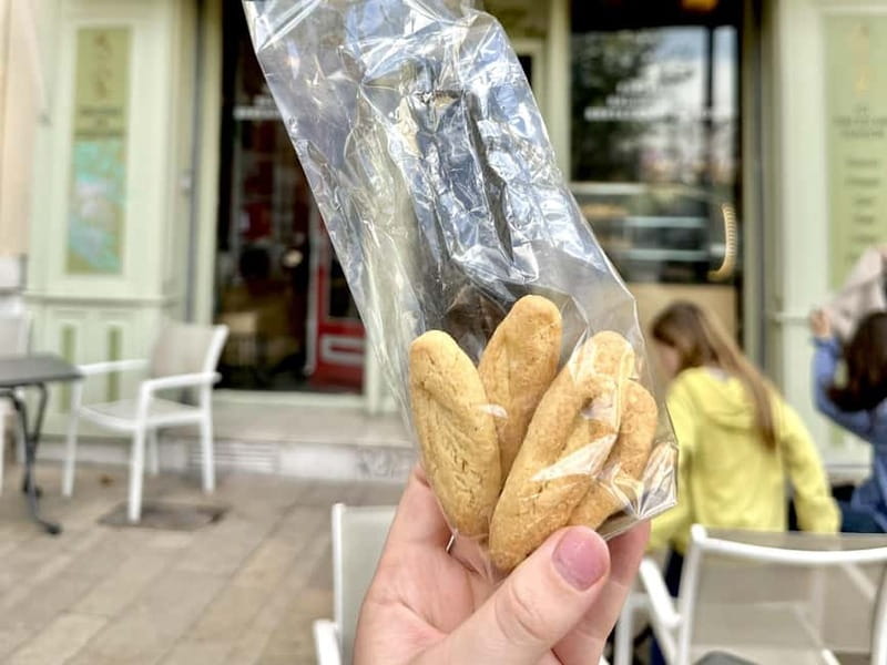 Marseille: Foodie Walking Tour of the Cours Julien District - Pacing, stops, and why you should arrive hungry