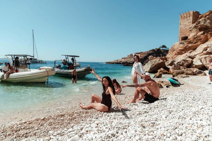 Marseille: Frioul Islands Boat Tour with Swim Stop - Where the tour starts: MUCEM docks and the quickest route to the boat
