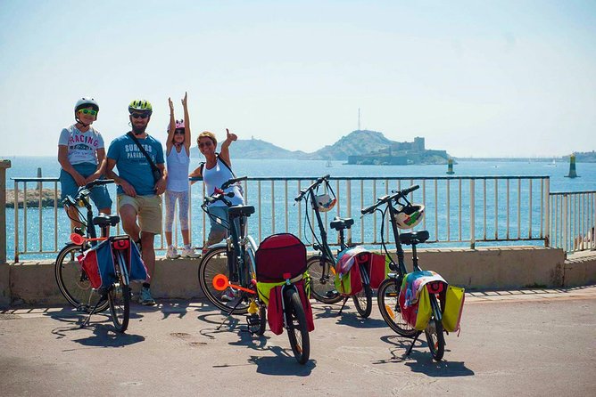 Marseille Grand E-Bike Tour : "le tour du Fada" - Abbey of Saint-Victor and the inland texture of Marseille