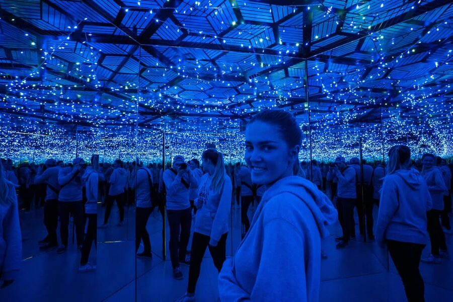Marseille: Musée de l'Illusion Entry Ticket - Photo and video tips: capture the illusion without losing the fun
