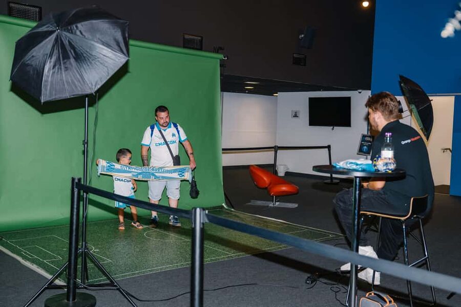 Marseille: OM Stadium Access at the Orange Velodrome - At Gate 18: Getting into Orange Vélodrome smoothly