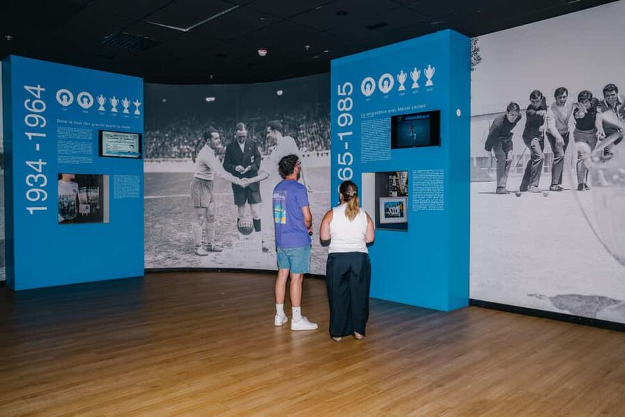 Marseille: OM Stadium Access at the Orange Velodrome - Dressing rooms and changing areas: where focus happens