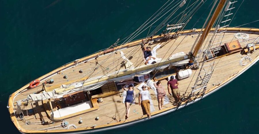 Marseille: Sailboat Cruise with Lunch, Swim & Organic Wine - Eleanor Mary in Marseille Old Port: Your First 60 Minutes