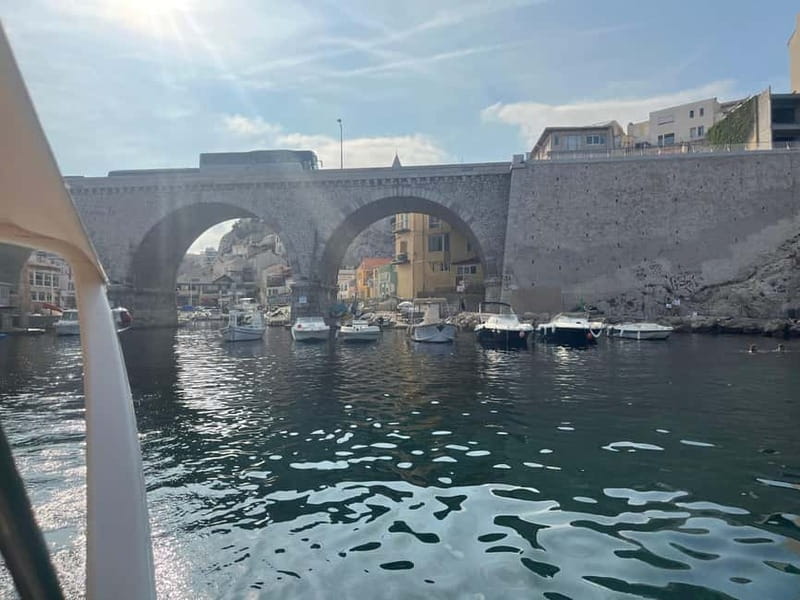 Marseille: Set sail for the Château d'If and the Frioul Islands - Getting to the J4 meeting point near Mucem (without stress)