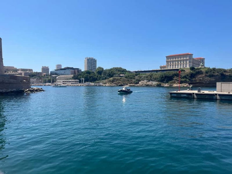 Marseille: Set sail for the Château d'If and the Frioul Islands - From Marseille coast to Vallon des Auffes and Île Degaby