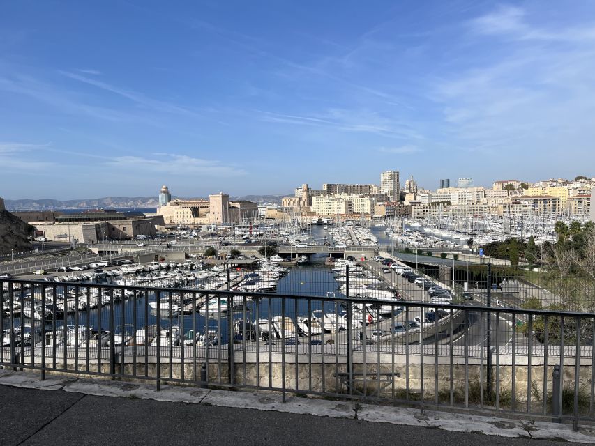 Marseille: Sightseeing E-Bike Tour - La Major Cathedral: an optional visit that still pays off