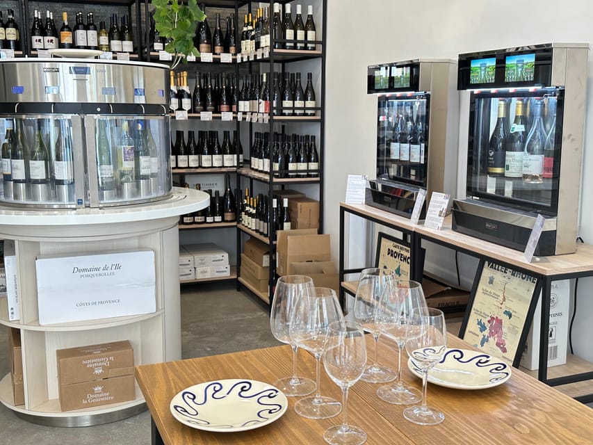 Marseille: Tailored Wine Tasting Experience in Top Wine Shop - The cheese and bread are not an afterthought