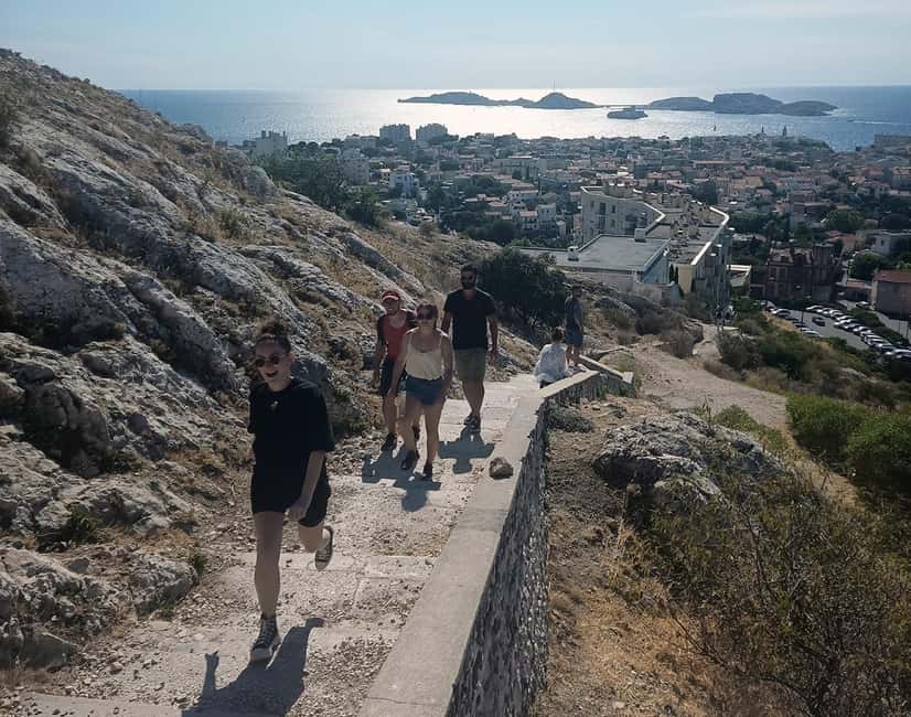 Marseille: Urban Hiking Tour with a Local Guide - Plage des Catalans to Vallon des Auffes: The Waterfront Turns Into Local Life