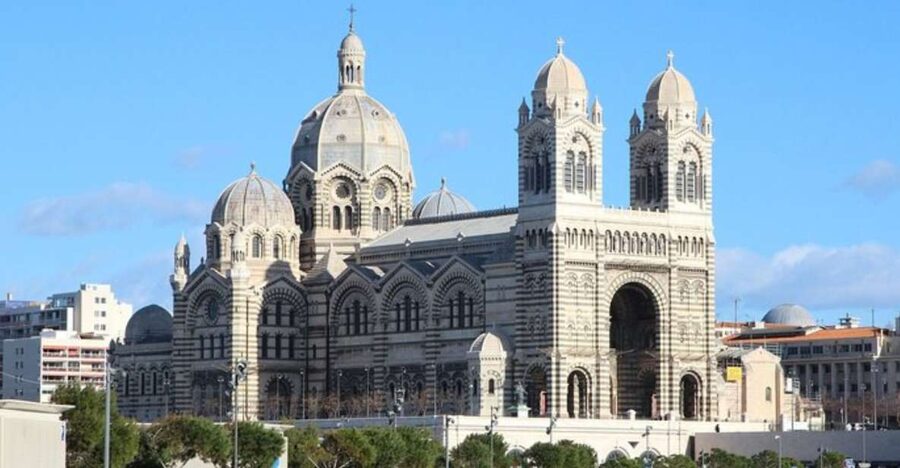 Marseilles: Private Custom Tour with a Local Guide - Key things that make this tour worth your time