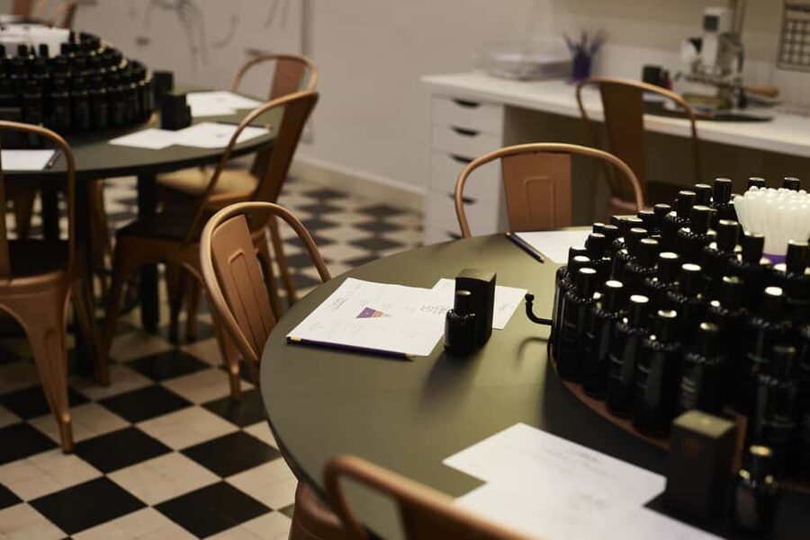 Molinard Parfums Grasse: Classic 1-Hour Perfume Workshop - Entering Molinard in Grasse: where perfume becomes personal