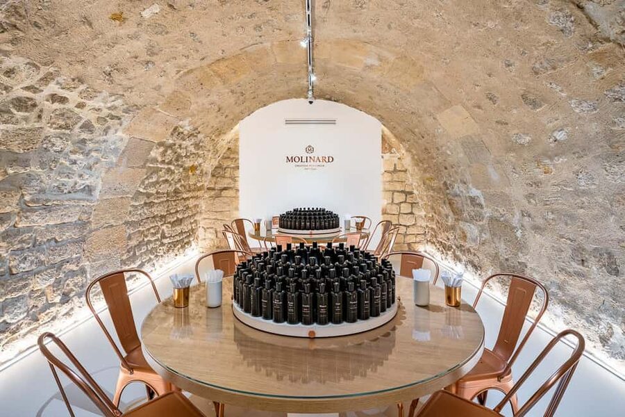 Molinard Parfums Paris Ier: Classic Perfume Workshop - How the Lesson Works: Top, Heart, and Base Notes