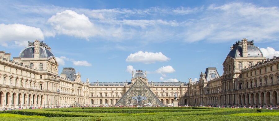 Mona Lisa & Louvre Masterpieces Tour with Reserved Access - Classical Collection Stops That Turn Names Into Scale