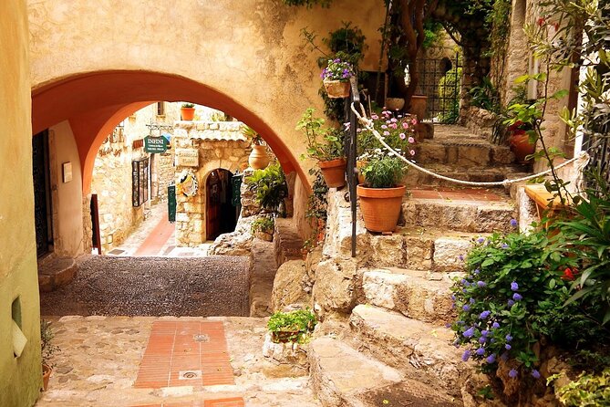 Monaco, Monte-Carlo and Eze Village Small Group Half-Day Tour - Fragonard Perfume Factory in Èze: Included, But Skip If You Want