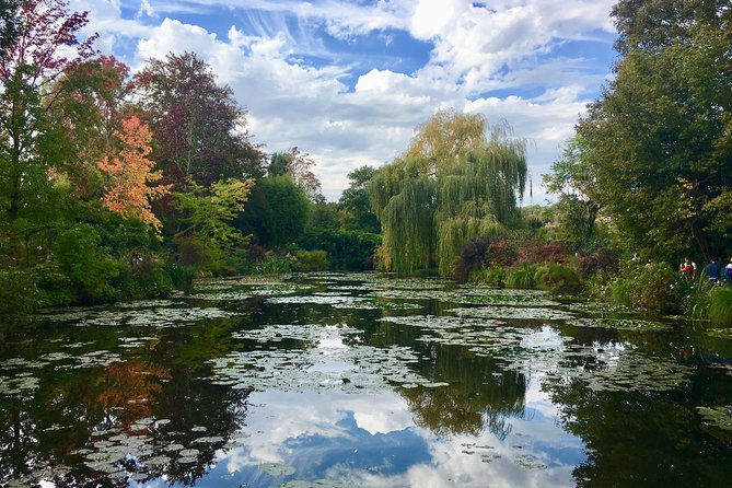 Monet's Gardens & House-Private Giverny Tour From Paris - Price and Value: When This Beats DIY