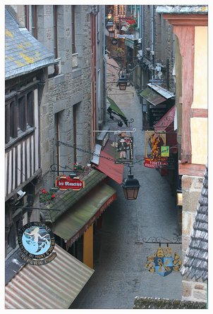 Mont Saint Michel Guided Day Trip with Abbey Entry from Paris - Inside Abbaye du Mont Saint-Michel: What the Abbey Entry Actually Means