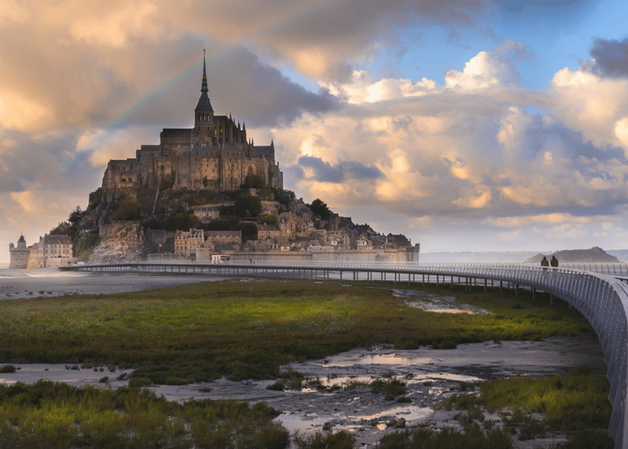 Mont-Saint-Michel: Private Guided Tour with Abbey Entrance - The separate entrance is about more than saving time