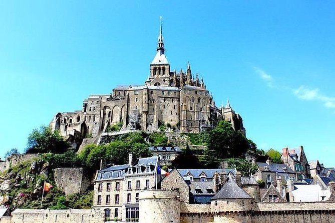 Mont St Michel Full Day Tour with a National Guide from Bayeux - Views, Weather, and Tides: What Makes the Mont Feel Different Each Hour