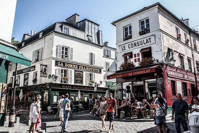 Montmartre District and Sacre Coeur - Exclusive Guided Walking Tour - Sacré-Coeur inside: the mosaic moment you should not rush