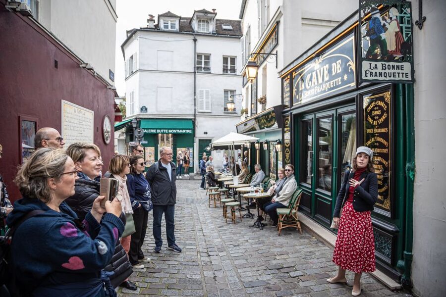 Montmartre en chansons: tour with a professional singer - FAQ