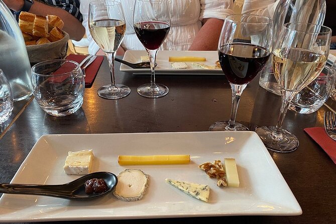 Montmartre Hill French Gourmet Food and Wine Tasting Walking Tour - Portions, pace, and the one complaint worth taking seriously