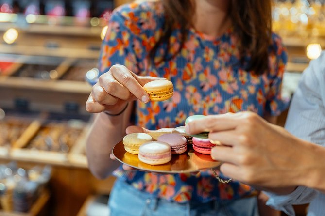 Montmartre Private Food Walking Tour With Locals: The 10 Tastings - Why this private Montmartre tour feels different from group food walks