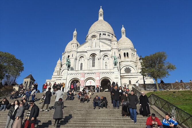 Montmartre/Sacre-Coeur/Paris- Artistic & Bohemian Epicenter - Montmartre, Sacré-Cœur, and Place du Tertre as One Easy Story