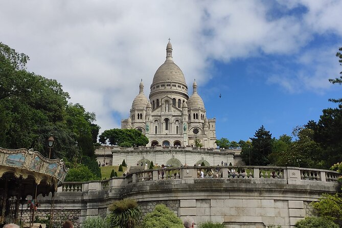 Montmartre Walking Guided Tour - Pace, Stairs, and Who This Tour Fits Best
